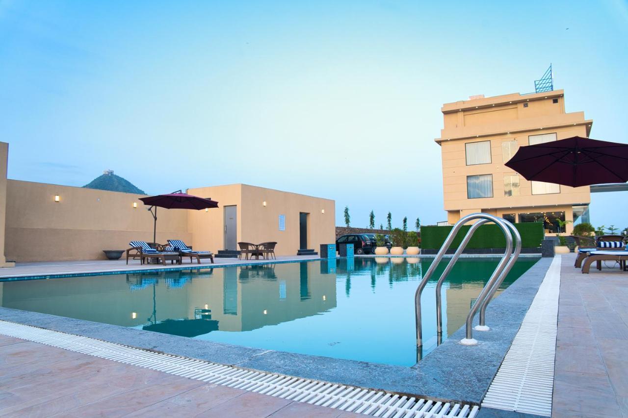 Sterling Pushkar Exterior foto