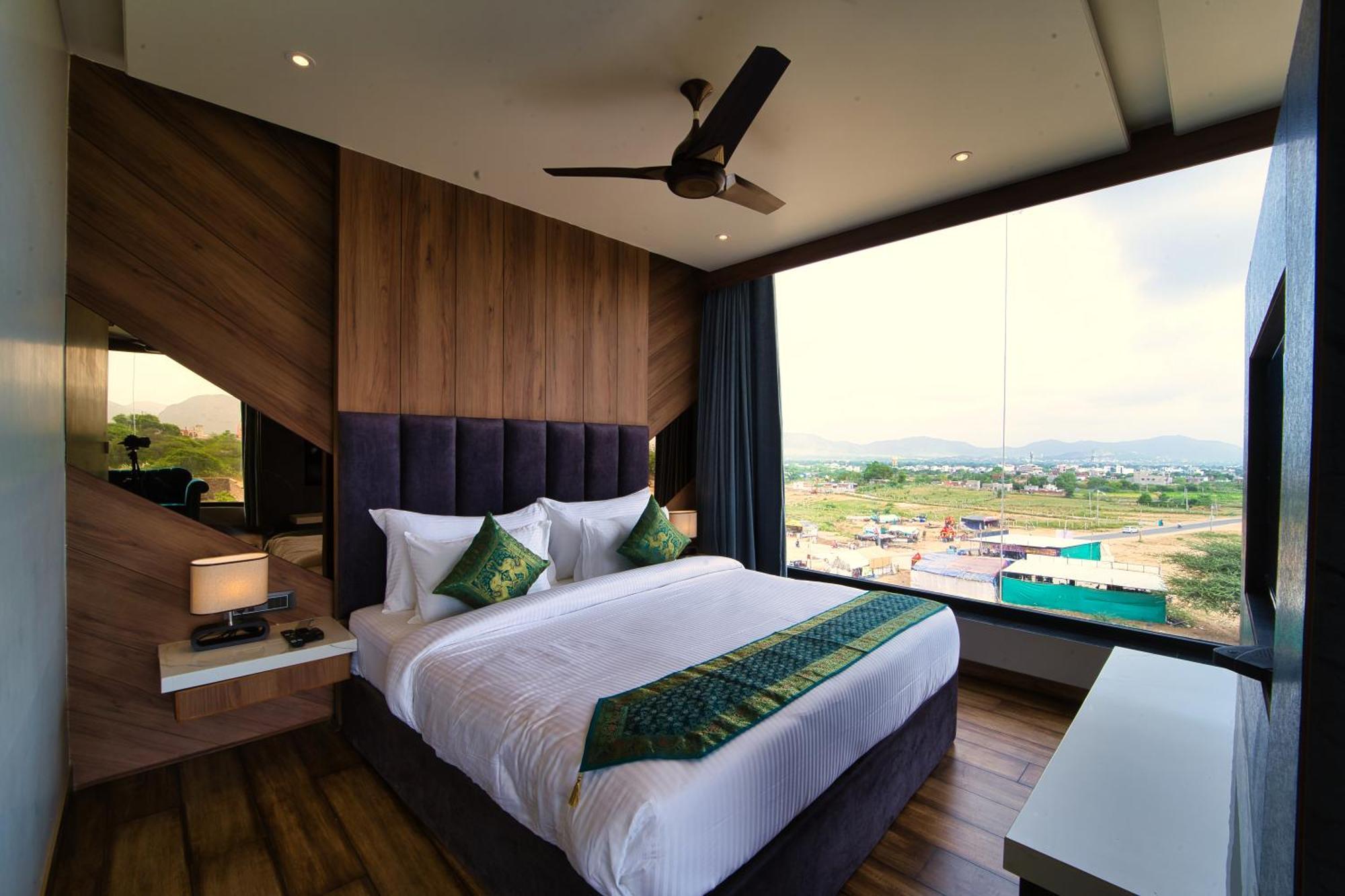 Sterling Pushkar Exterior foto